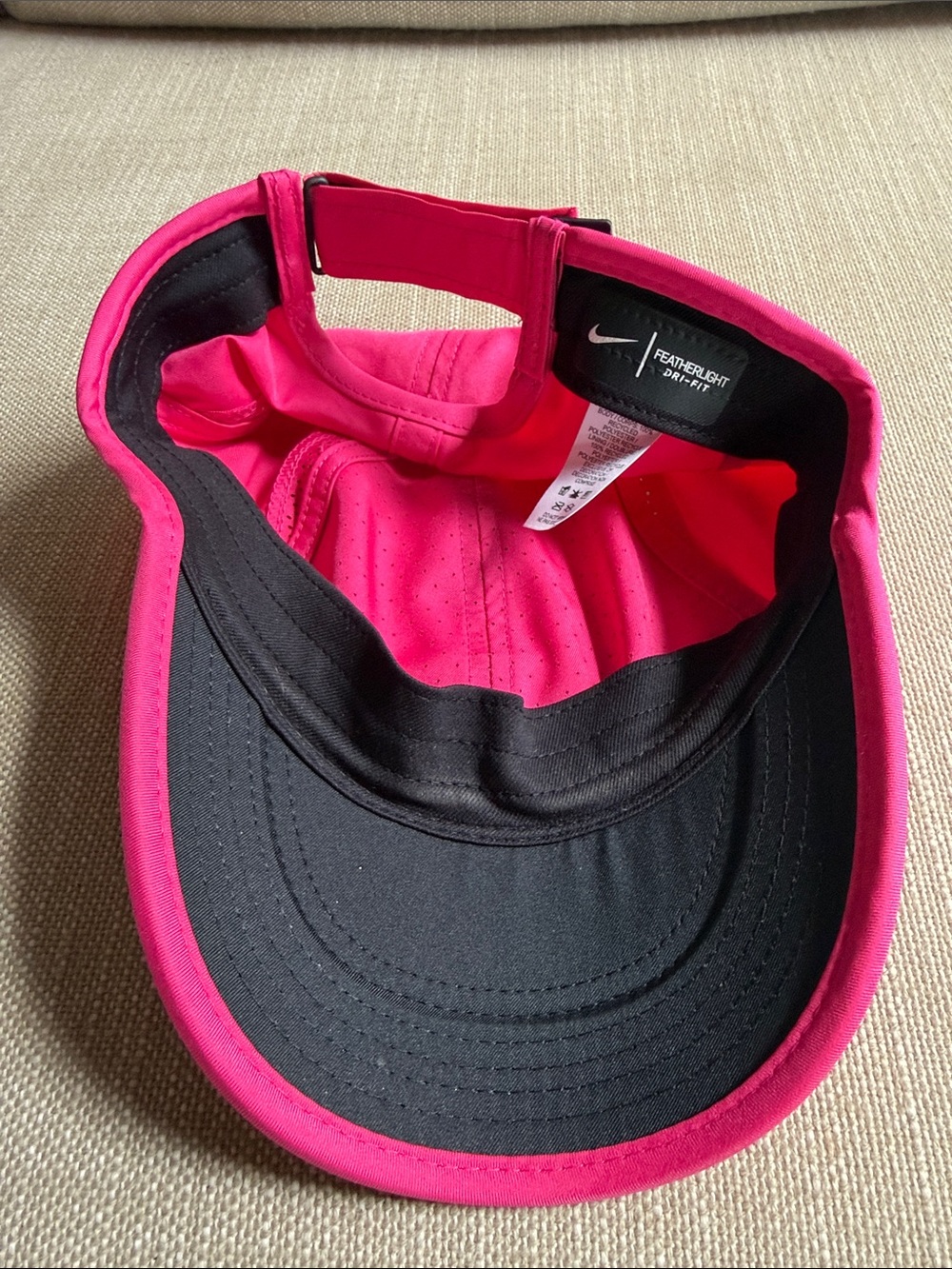 Nike Bright Pink Swoosh Performance Cap - Picture 2 of 3